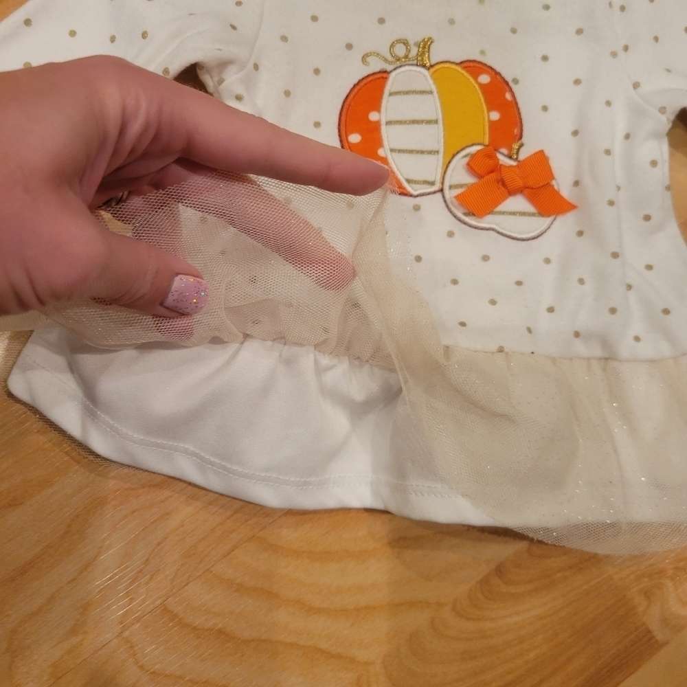 Baby girl pumpkin Thanksgiving top size 3 mo - Picture 3 of 8